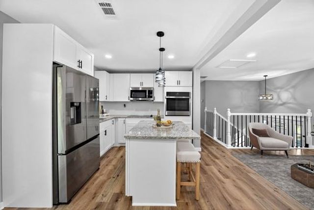 1864 Glen Echo Drive, Decatur, GA 30032