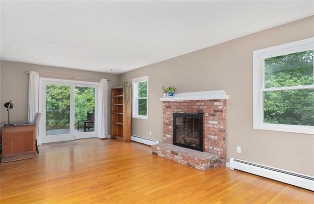 172 Broad Rock Rd, South Kingstown, RI 02879
