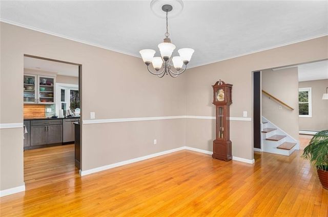 172 Broad Rock Rd, South Kingstown, RI 02879