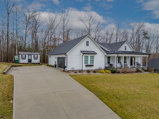 102 Woodlock Drive, Morehead, KY 40351