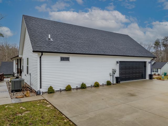 102 Woodlock Drive, Morehead, KY 40351