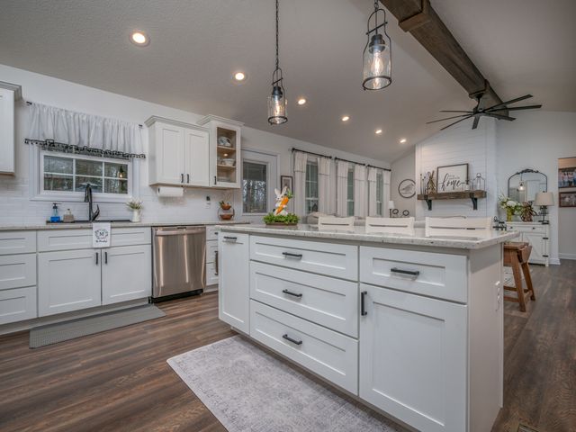 102 Woodlock Drive, Morehead, KY 40351