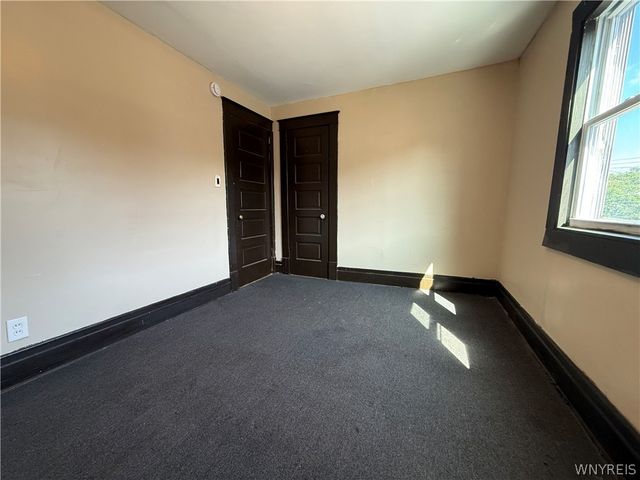 1868 Weston Avenue, Niagara Falls, NY 14305