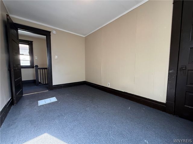 1868 Weston Avenue, Niagara Falls, NY 14305