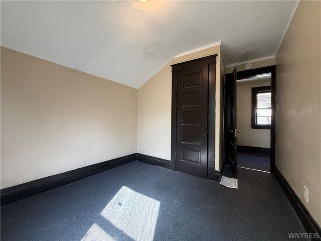 1868 Weston Avenue, Niagara Falls, NY 14305
