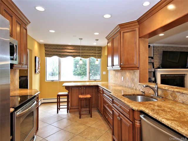 2959 Len Drive, Bellmore, NY 11710