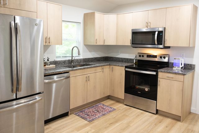 22436 Red Fox Trail, Wheatland, MO 65779