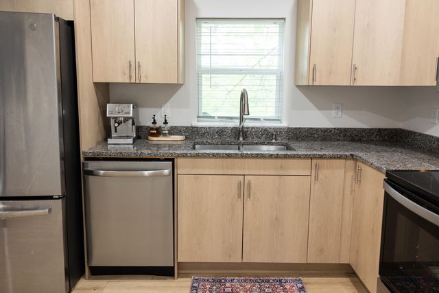 22436 Red Fox Trail, Wheatland, MO 65779