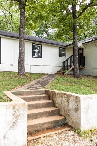 22436 Red Fox Trail, Wheatland, MO 65779
