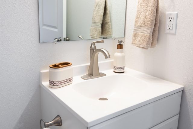 22436 Red Fox Trail, Wheatland, MO 65779