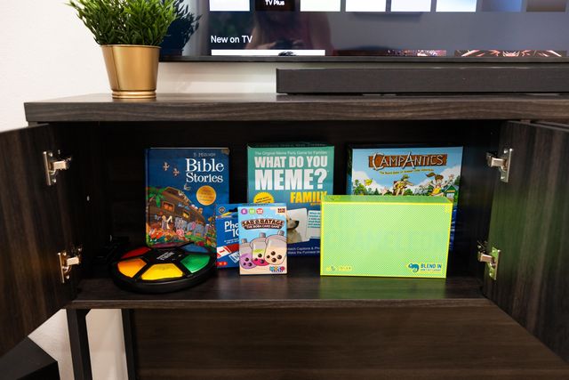 22436 Red Fox Trail, Wheatland, MO 65779