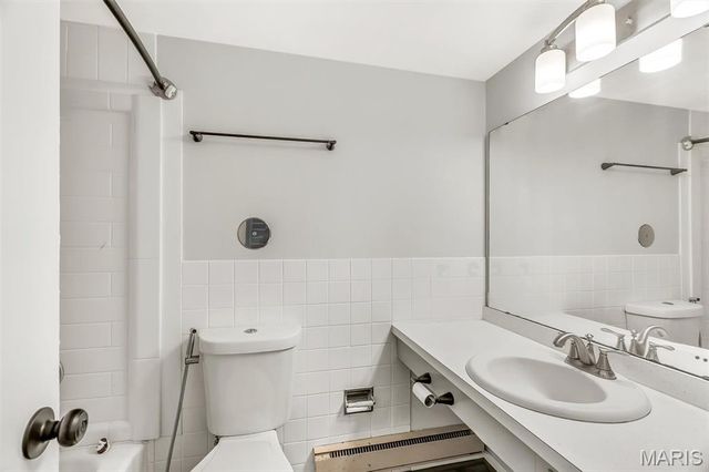 1680 Herault Place C, St Louis, MO 63125