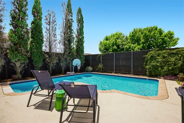 5729 Calloway Drive, Mckinney, TX 75070