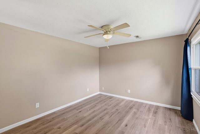 481 E Sharon Road, Glendale, OH 45246