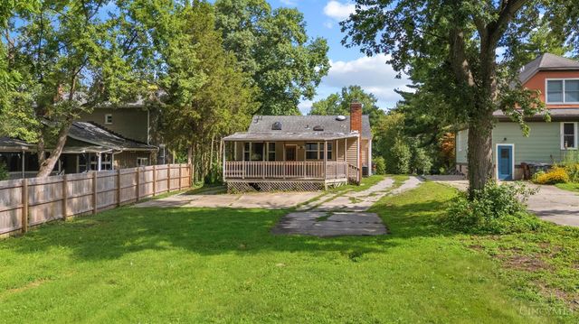 481 E Sharon Road, Glendale, OH 45246