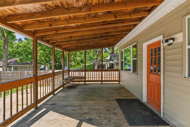 481 E Sharon Road, Glendale, OH 45246