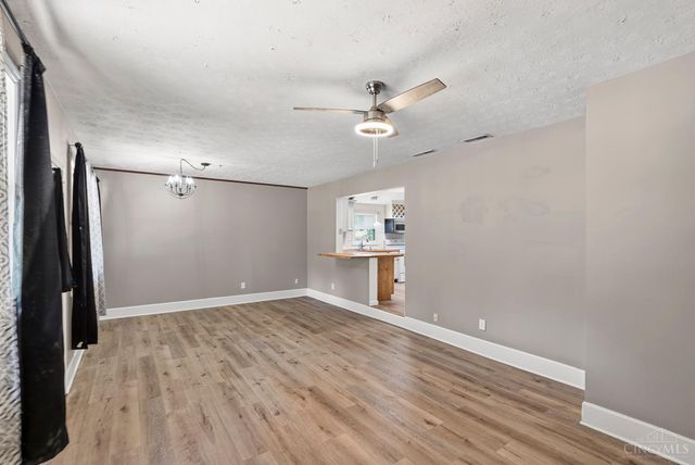 481 E Sharon Road, Glendale, OH 45246
