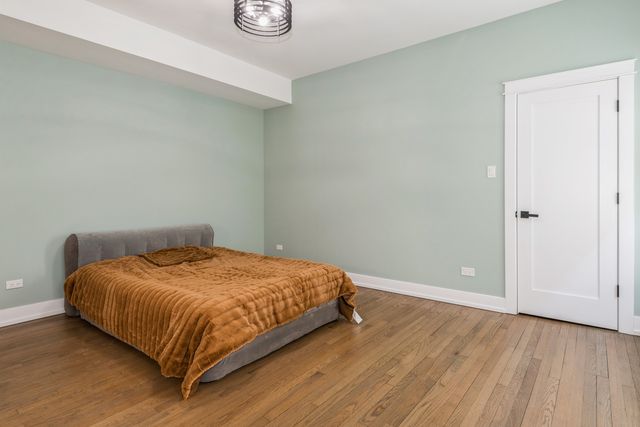 1535 W Estes Avenue 2, Chicago, IL 60626