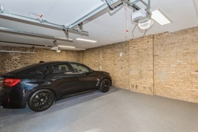 1535 W Estes Avenue 2, Chicago, IL 60626