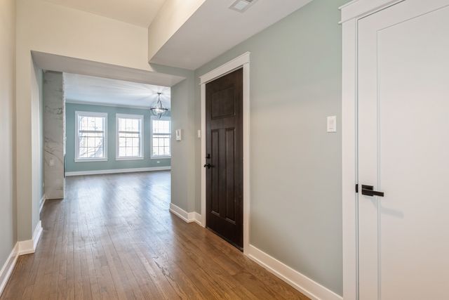 1535 W Estes Avenue 2, Chicago, IL 60626