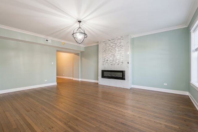 1535 W Estes Avenue 2, Chicago, IL 60626