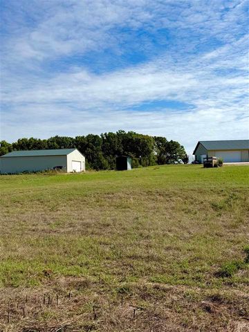 728 S Carol St, Carnegie, OK 73015