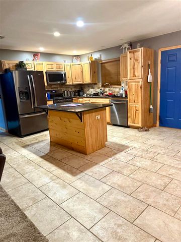 728 S Carol St, Carnegie, OK 73015