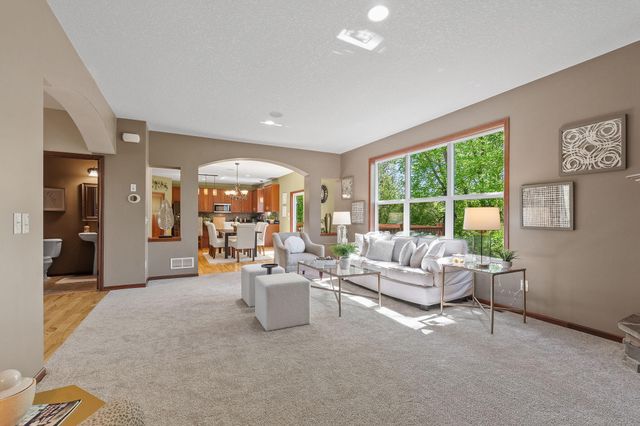 6960 Garland Lane N, Maple Grove, MN 55311