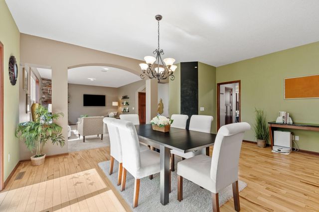 6960 Garland Lane N, Maple Grove, MN 55311