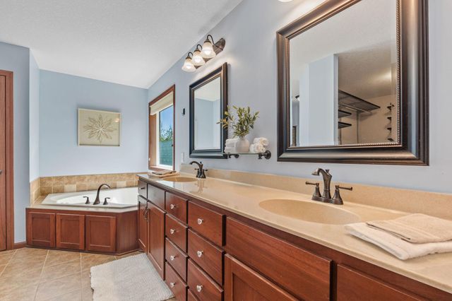 6960 Garland Lane N, Maple Grove, MN 55311