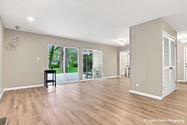 1403 Dairy Lane, Mundelein, IL 60060