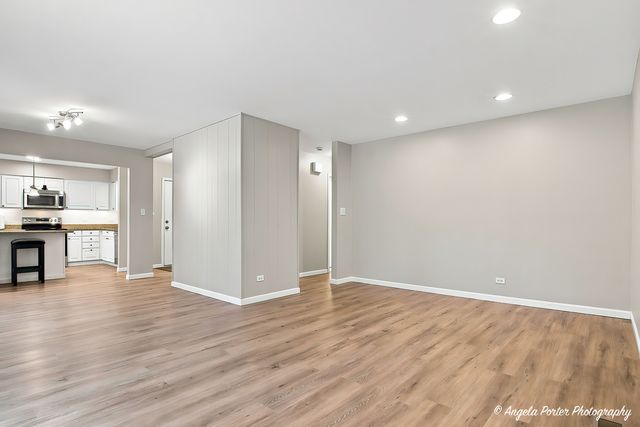 1403 Dairy Lane, Mundelein, IL 60060