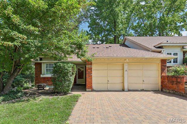 12948 Autumn View Drive, St Louis, MO 63146
