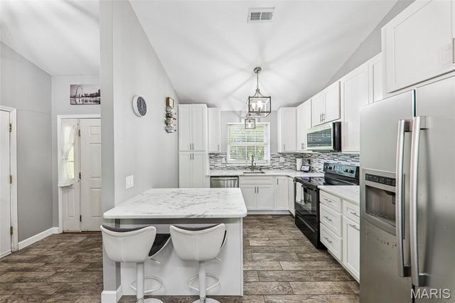 12948 Autumn View Drive, St Louis, MO 63146