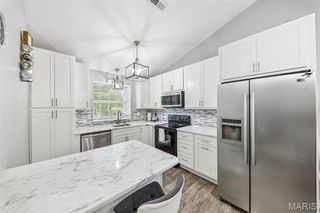 12948 Autumn View Drive, St Louis, MO 63146