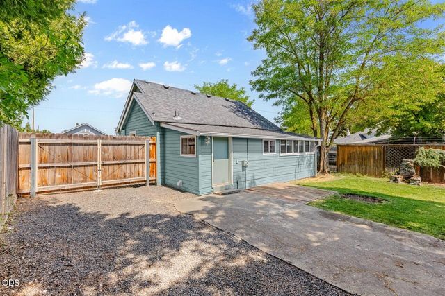 512 Austin Street, Medford, OR 97501
