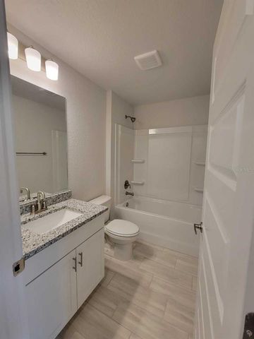 5702 SW 136TH AVENUE, Ocala, FL 34481