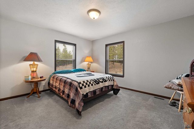 26701 GUNSMOKE LN, Custer, SD 57730