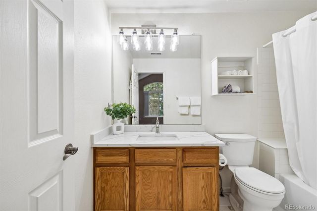 8304 Stonybridge Circle, Littleton, CO 80126