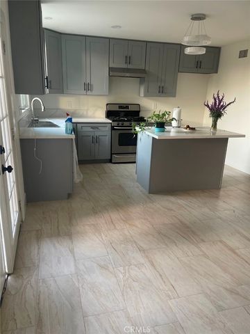 12256 Allegheny Street, Sun Valley, CA 91352