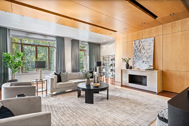 65 E GOETHE Street 3W, Chicago, IL 60610