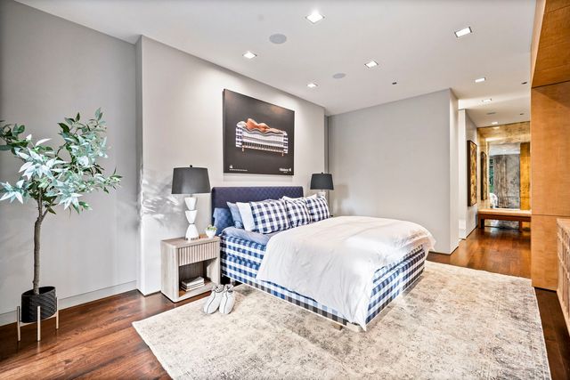 65 E GOETHE Street 3W, Chicago, IL 60610