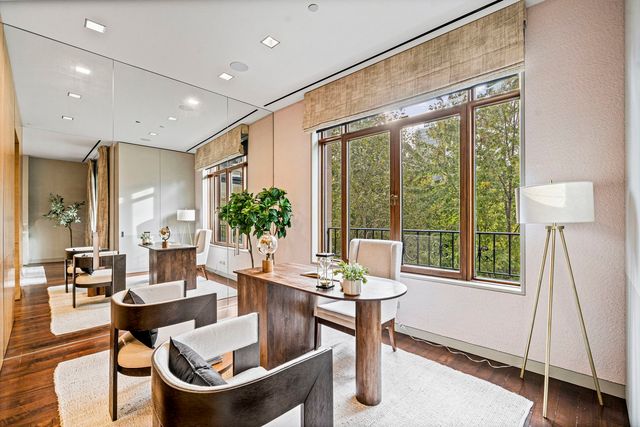 65 E GOETHE Street 3W, Chicago, IL 60610