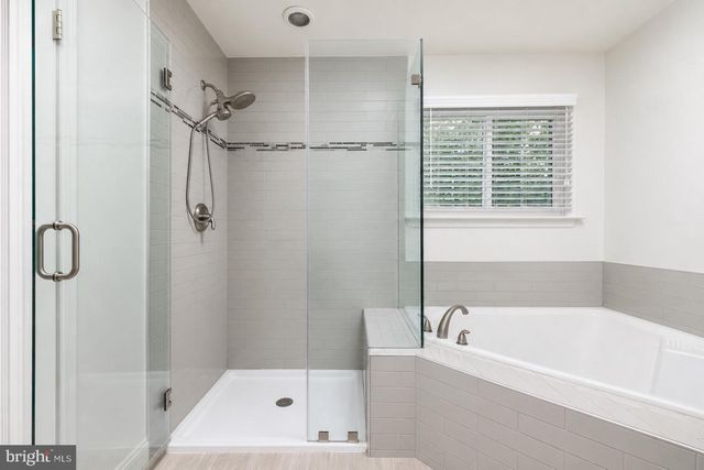 13020 QUAY CT, Woodbridge, VA 22193