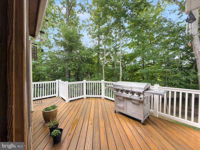 13020 QUAY CT, Woodbridge, VA 22193
