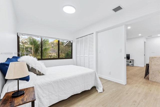 1101 SW 19th Ave, Fort Lauderdale, FL 33312