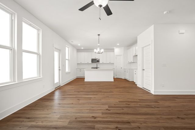 104 Rock Chimney Rd, Gallatin, TN 37066