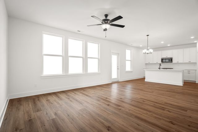 104 Rock Chimney Rd, Gallatin, TN 37066