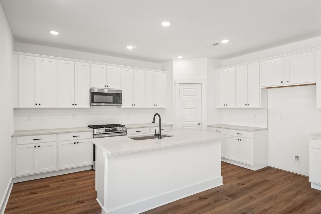 104 Rock Chimney Rd, Gallatin, TN 37066