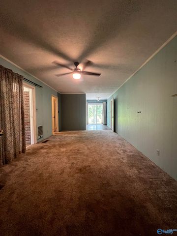 2498 Barnes Drive, Hokes Bluff, AL 35903